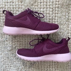 Purple Nike roshe runs